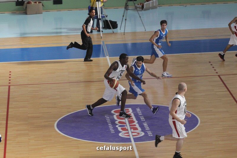 110918 basket 228_tn.jpg